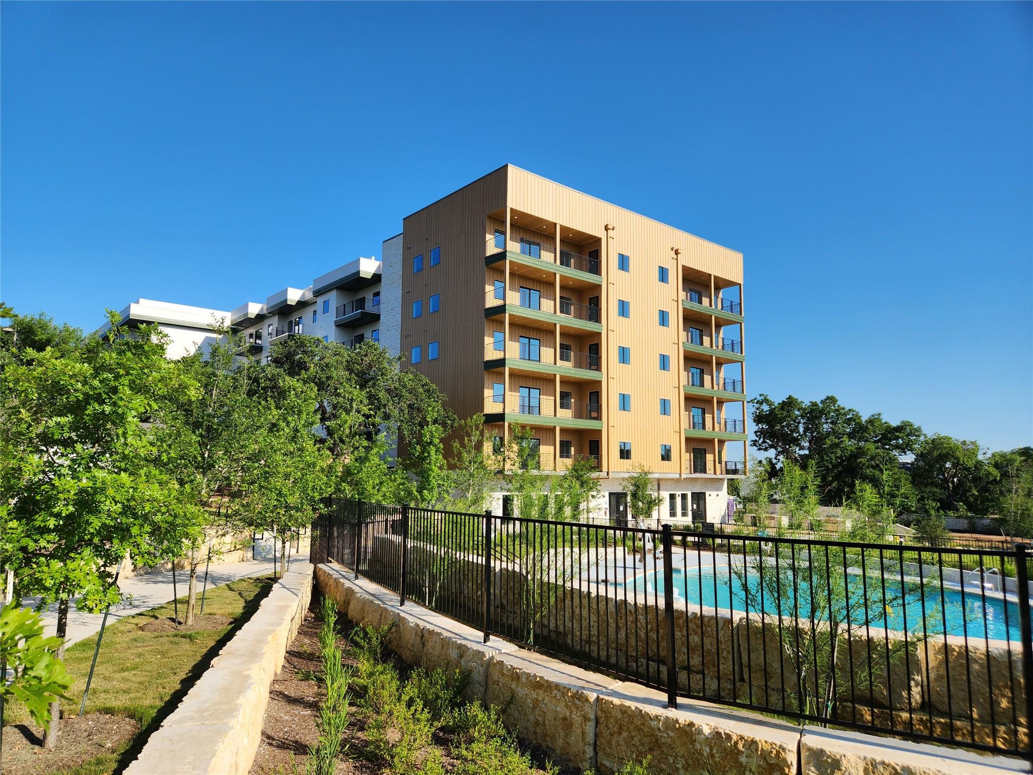 4802 S Congress Ave # 208