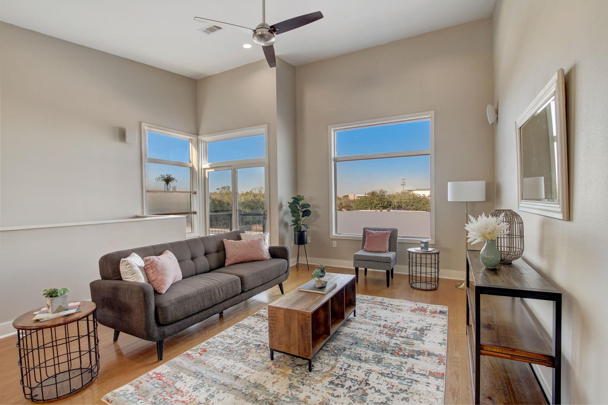 1702 S Lamar BLVD # 11
