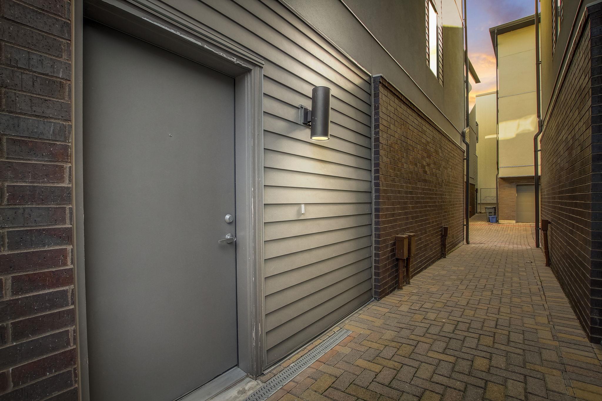 1702 S Lamar BLVD # 11