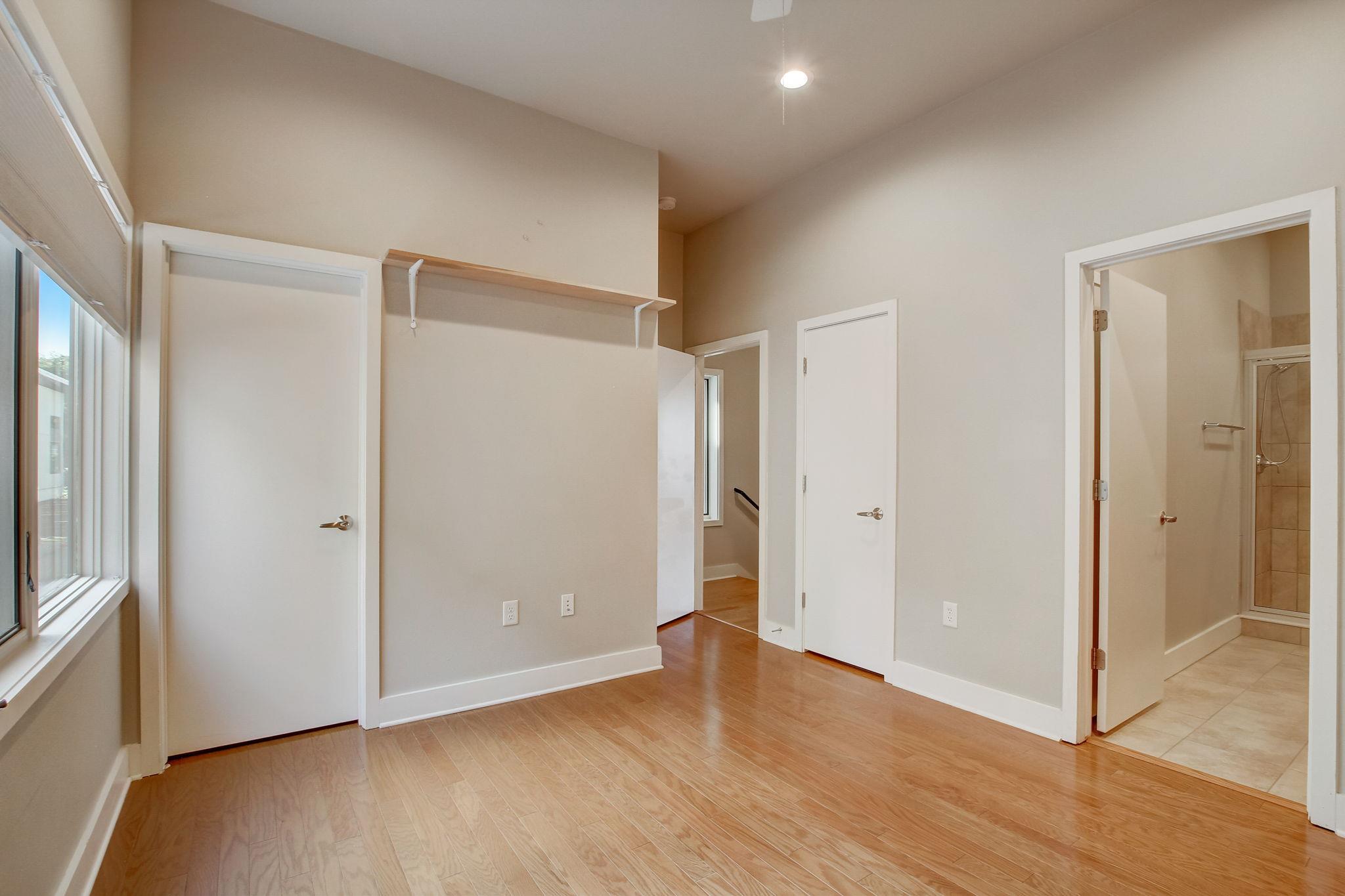 1702 S Lamar BLVD # 11