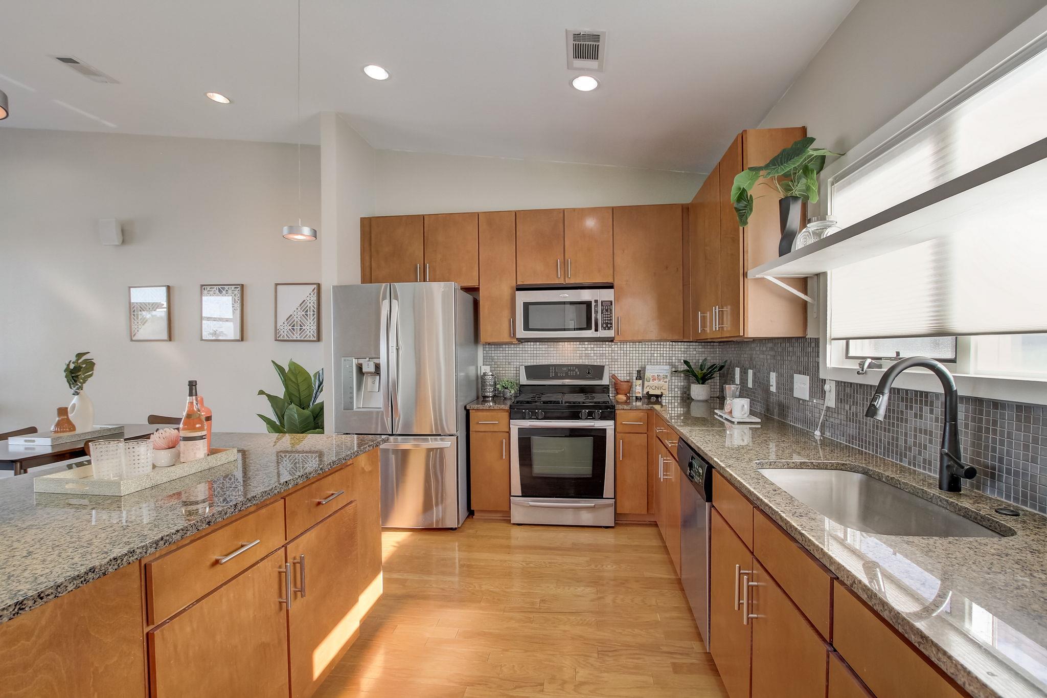 1702 S Lamar BLVD # 11