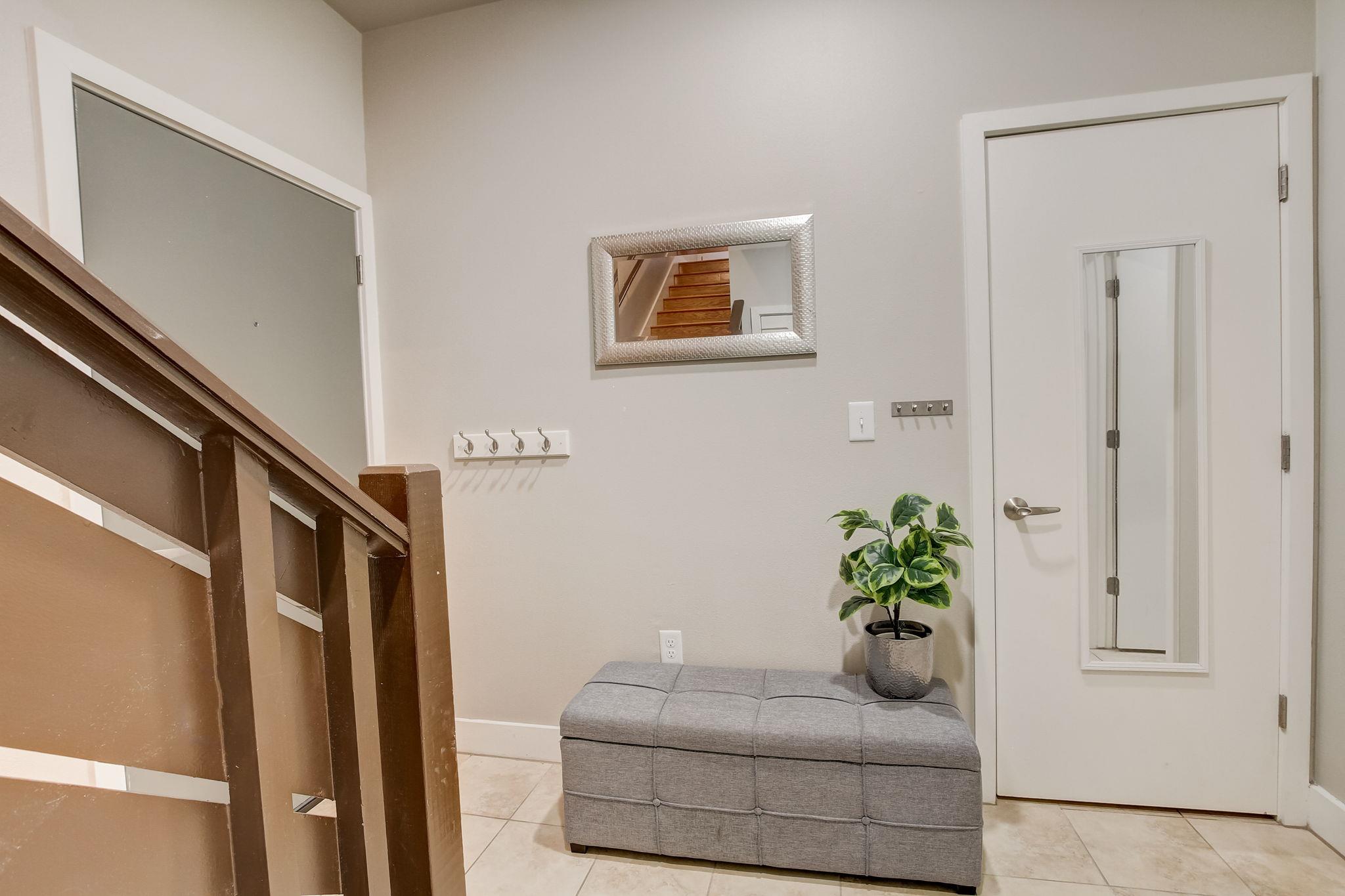 1702 S Lamar BLVD # 11