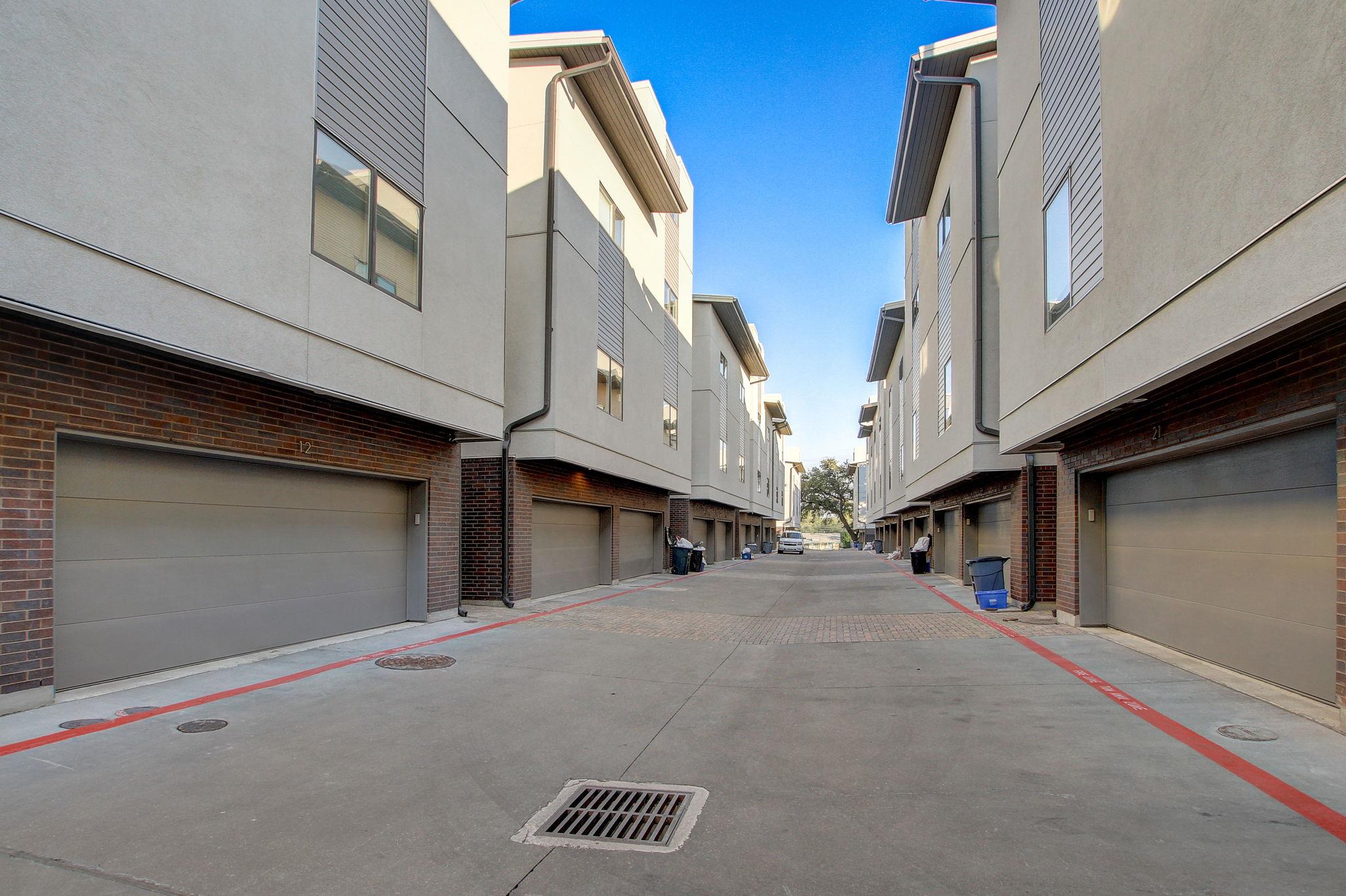 1702 S Lamar BLVD # 11