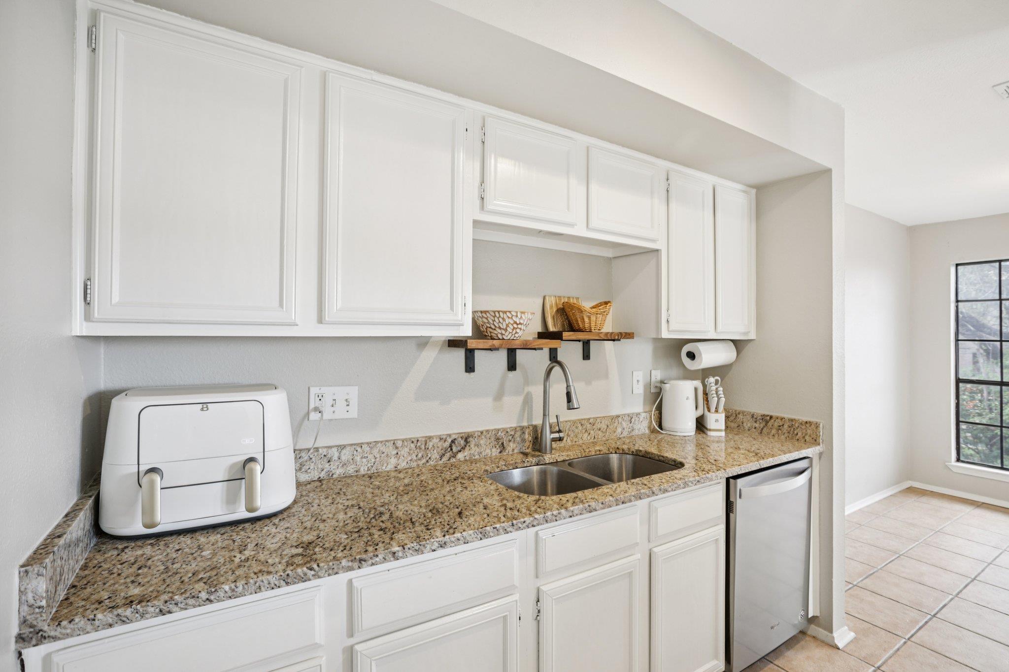 4159 Steck Ave # 240