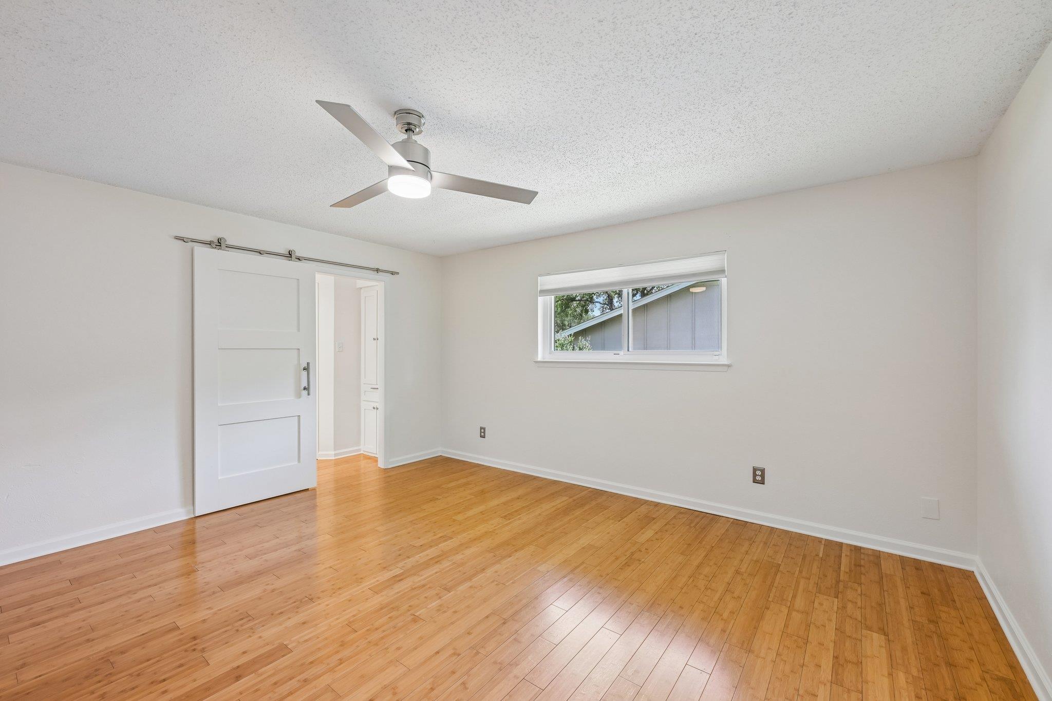 2717 Charlesworth DR