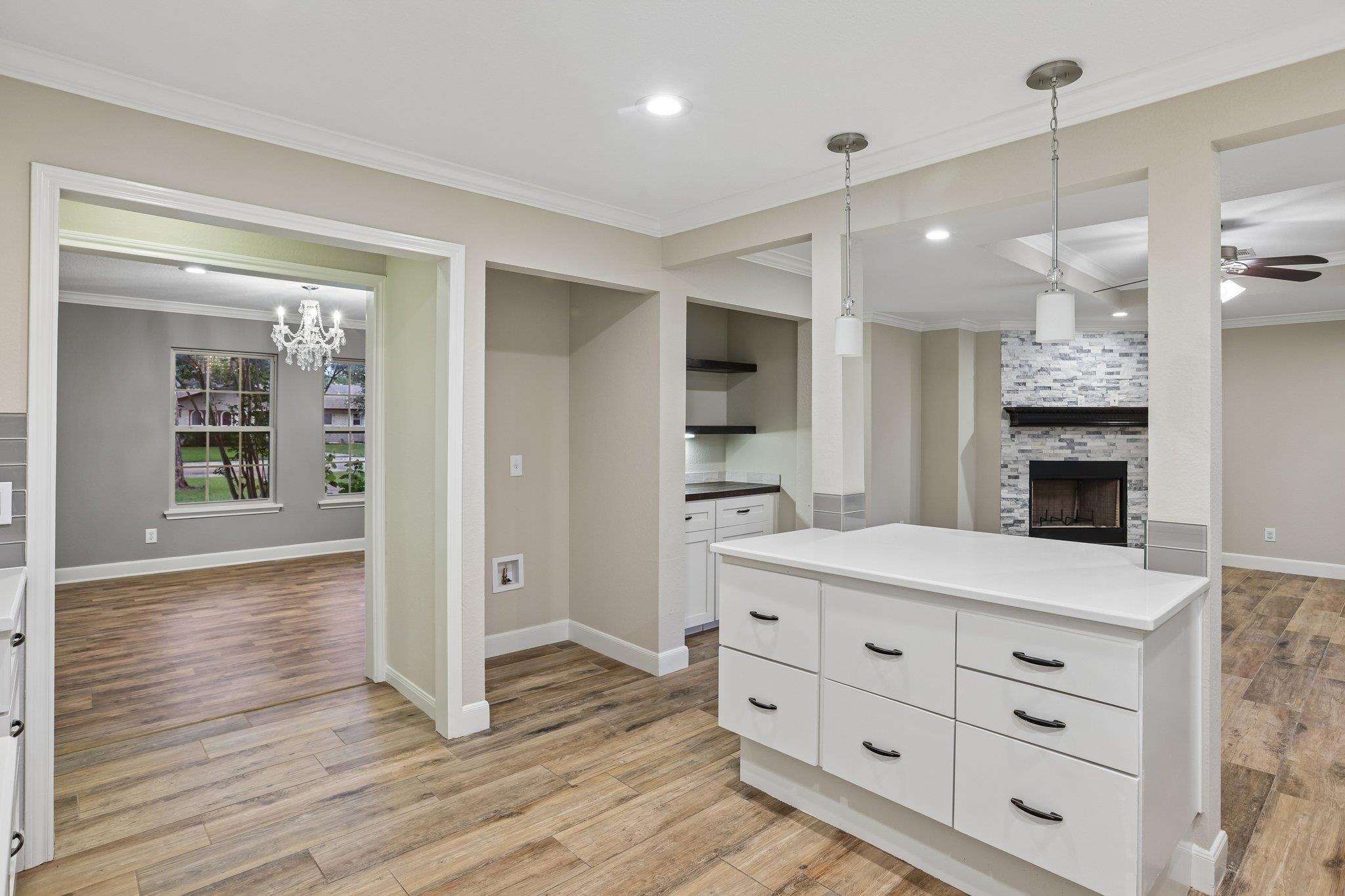 810 Vogel DR