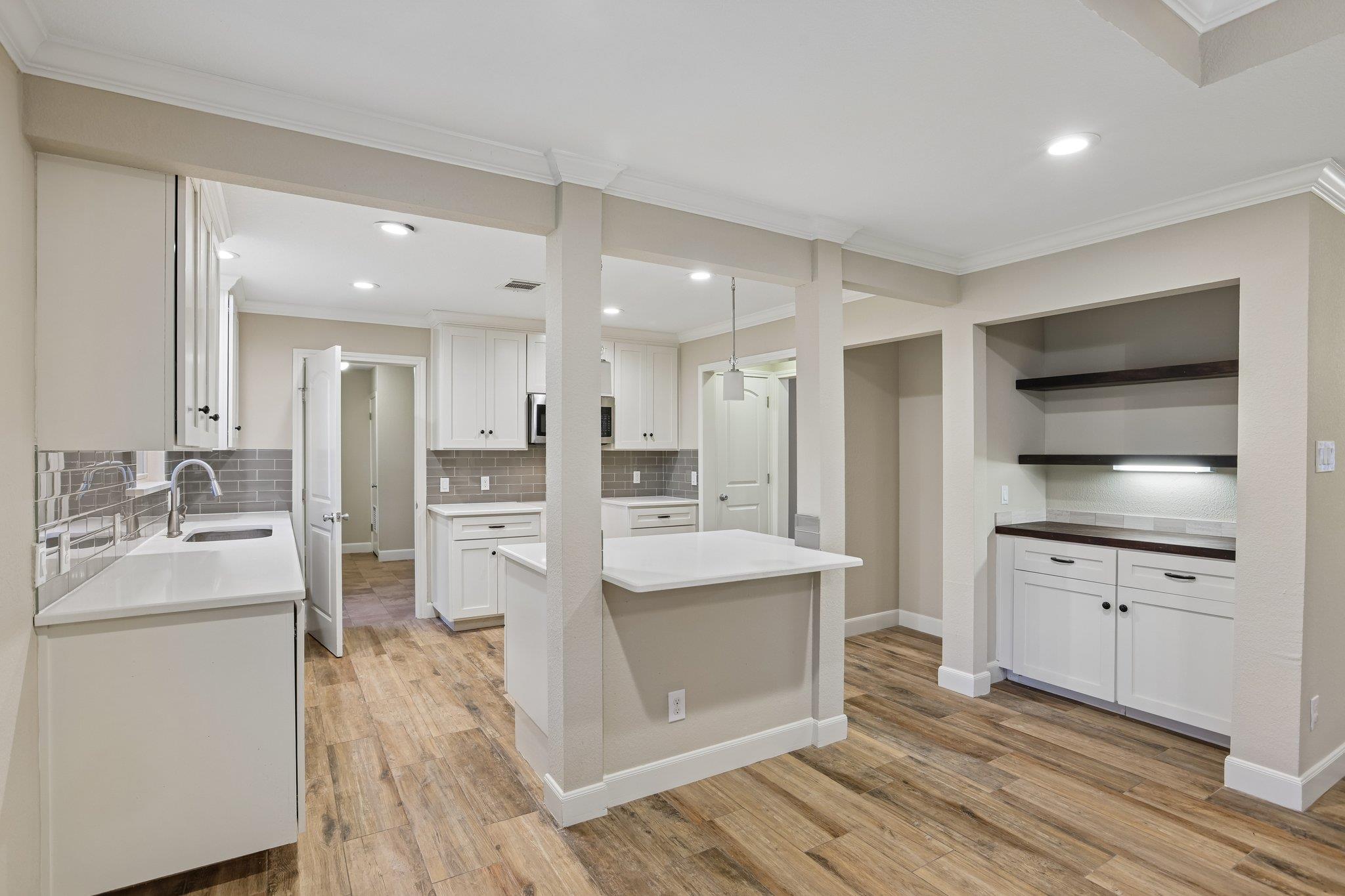 810 Vogel DR