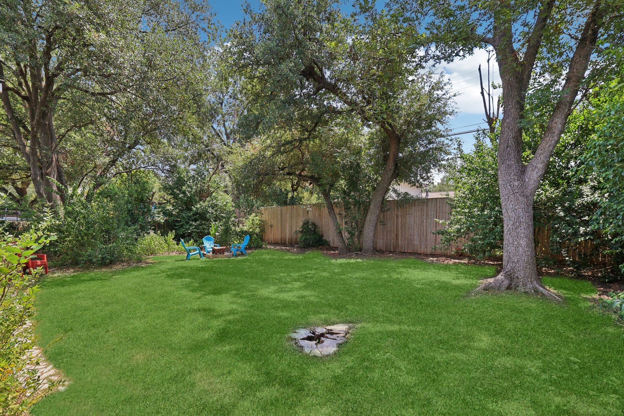 3205 Skylark DR
