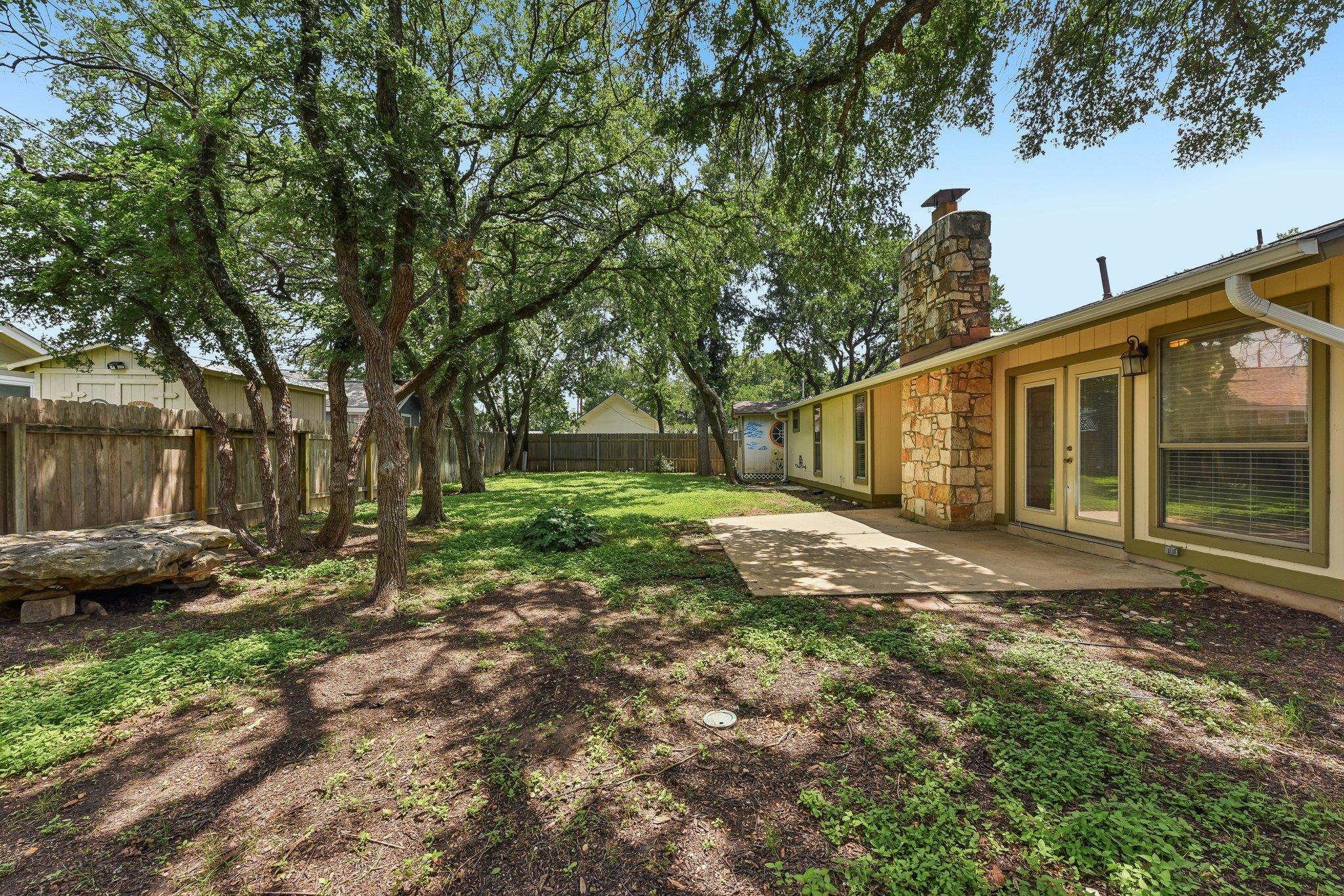 1204 Glen CV