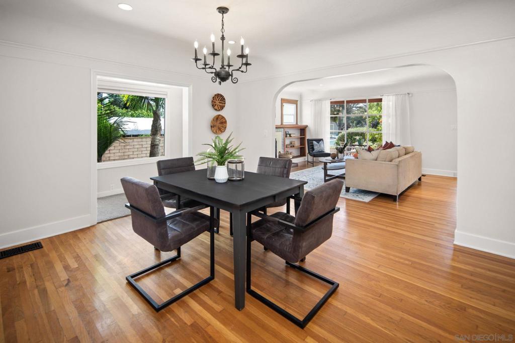 2710 Chatsworth Blvd