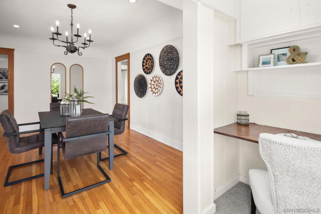 2710 Chatsworth Blvd