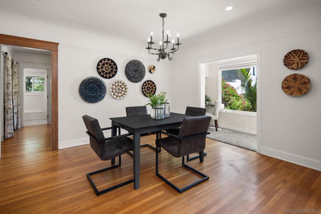 2710 Chatsworth Blvd