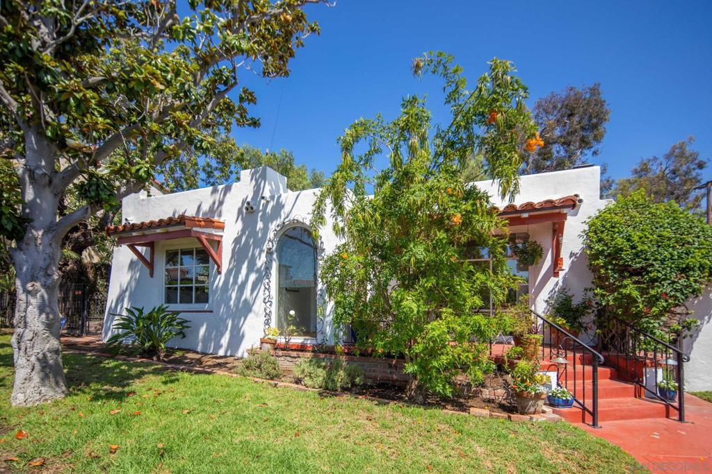 2710 Chatsworth Blvd