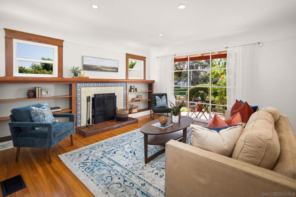 2710 Chatsworth Blvd