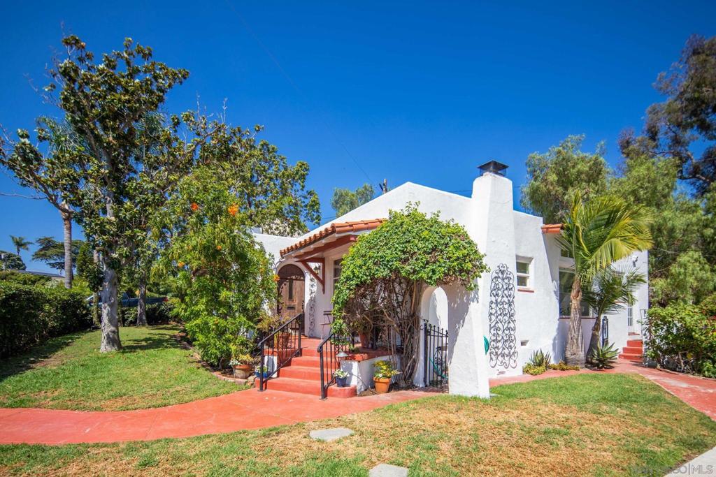 2710 Chatsworth Blvd