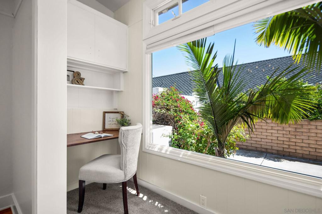 2710 Chatsworth Blvd