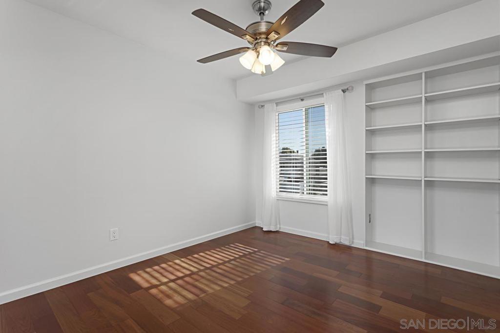 1233 Caminito Septimo