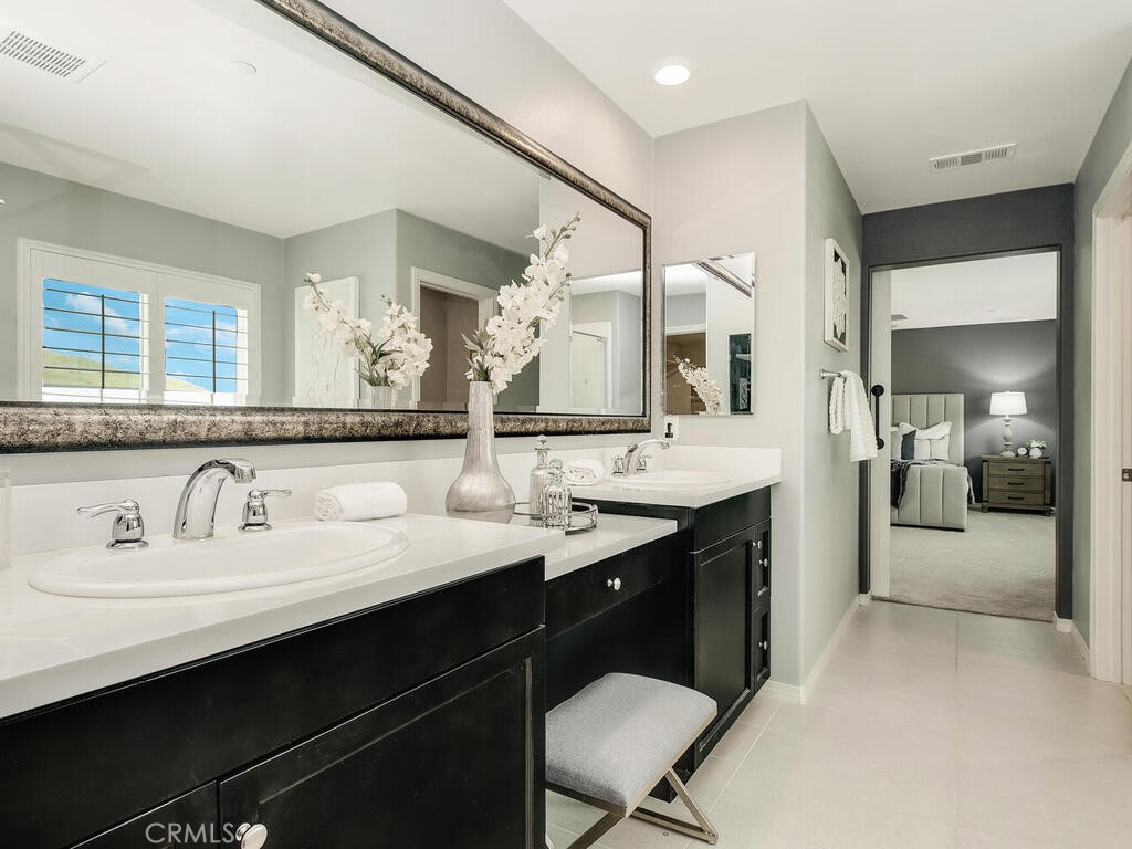 35552 Chantilly Court