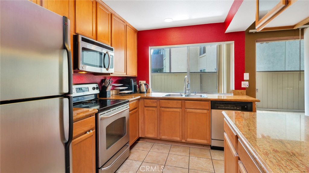 615 Fredricks Avenue 171