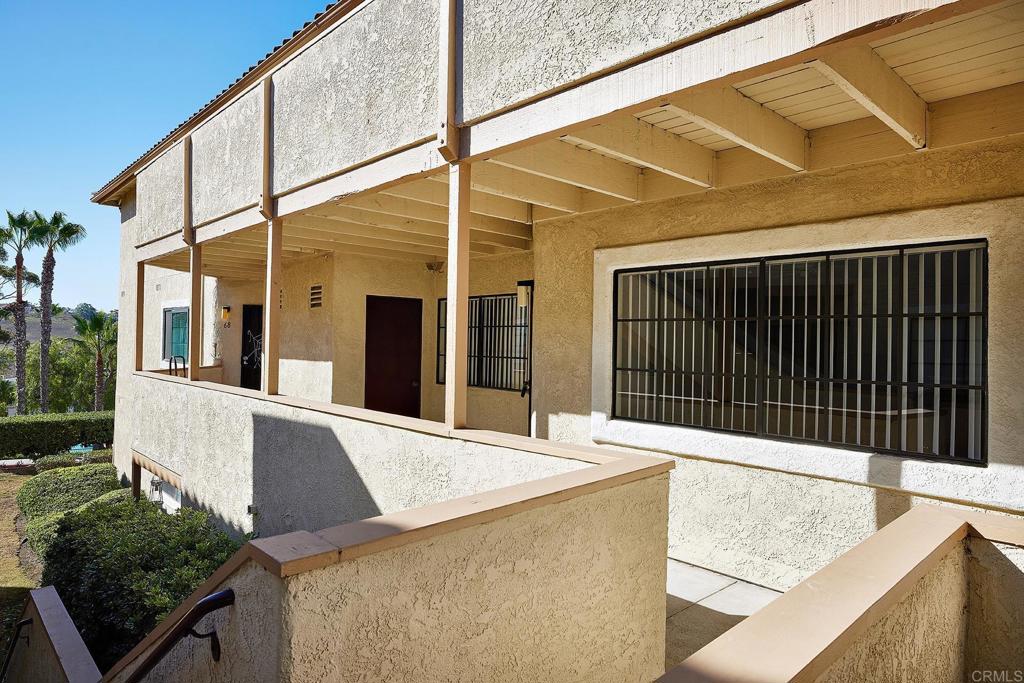 3504 Paseo De Los Americanos 65