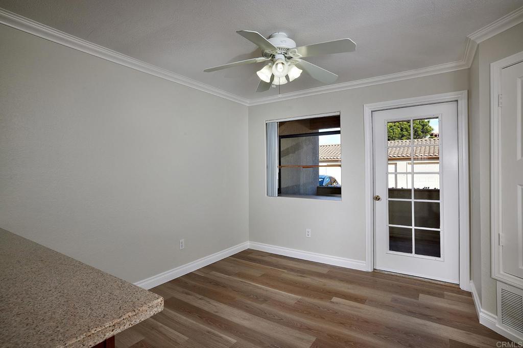 3504 Paseo De Los Americanos 65