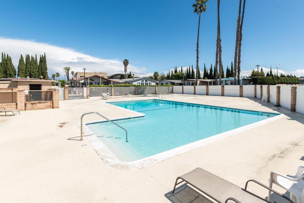 4660 N River Road 19