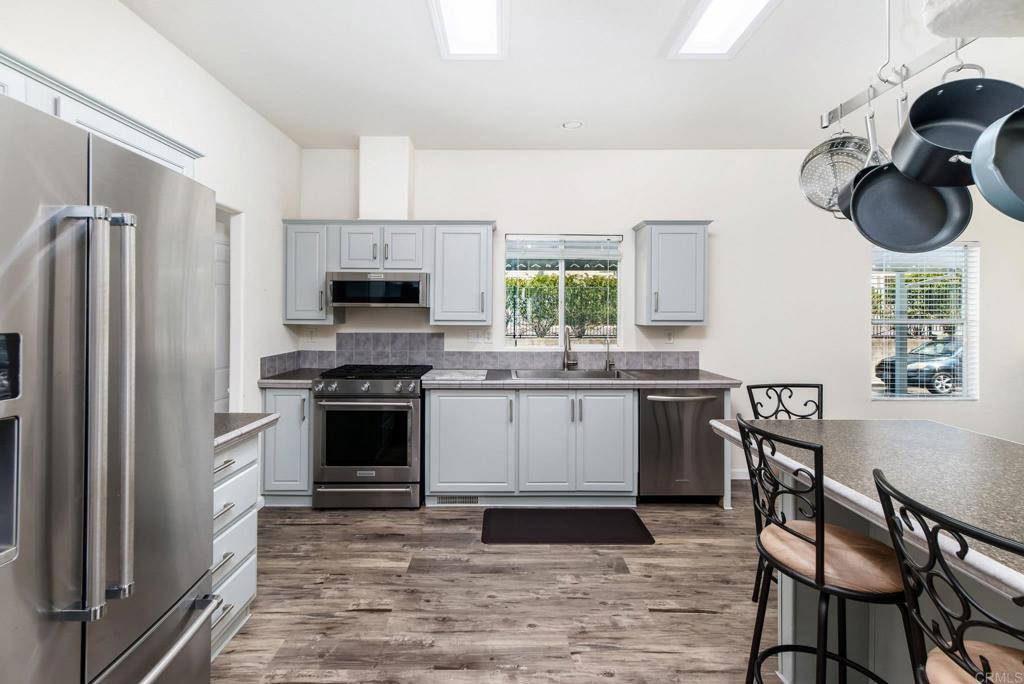 4660 N River Road 19