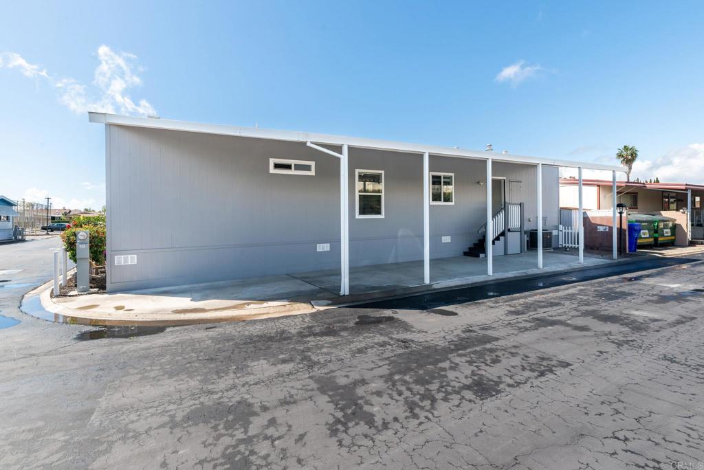 4660 N River Road 19