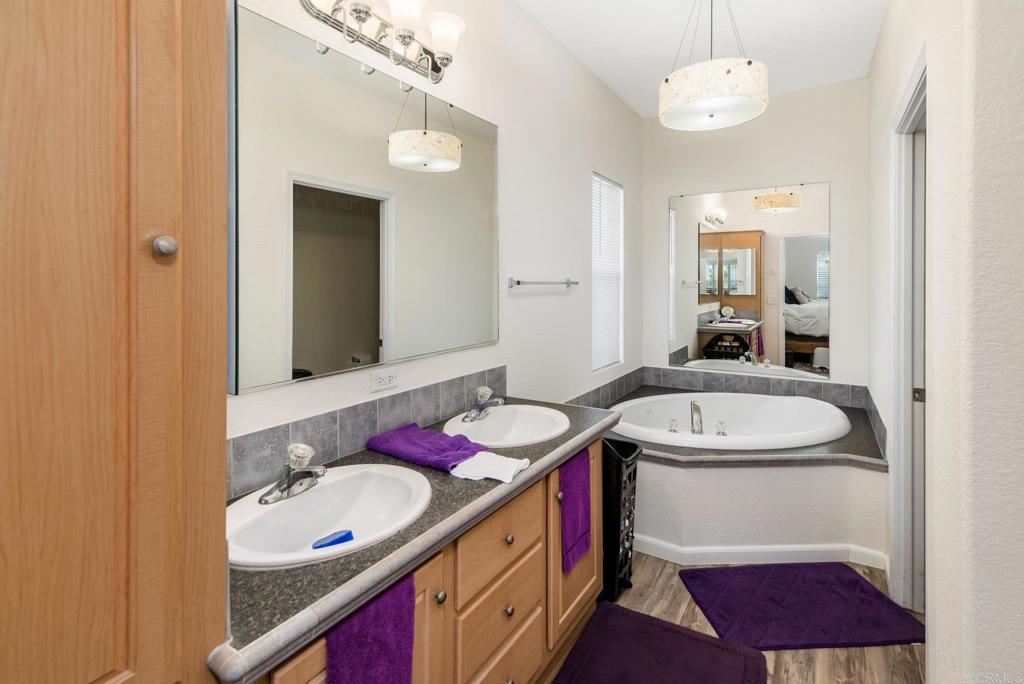 4660 N River Road 19