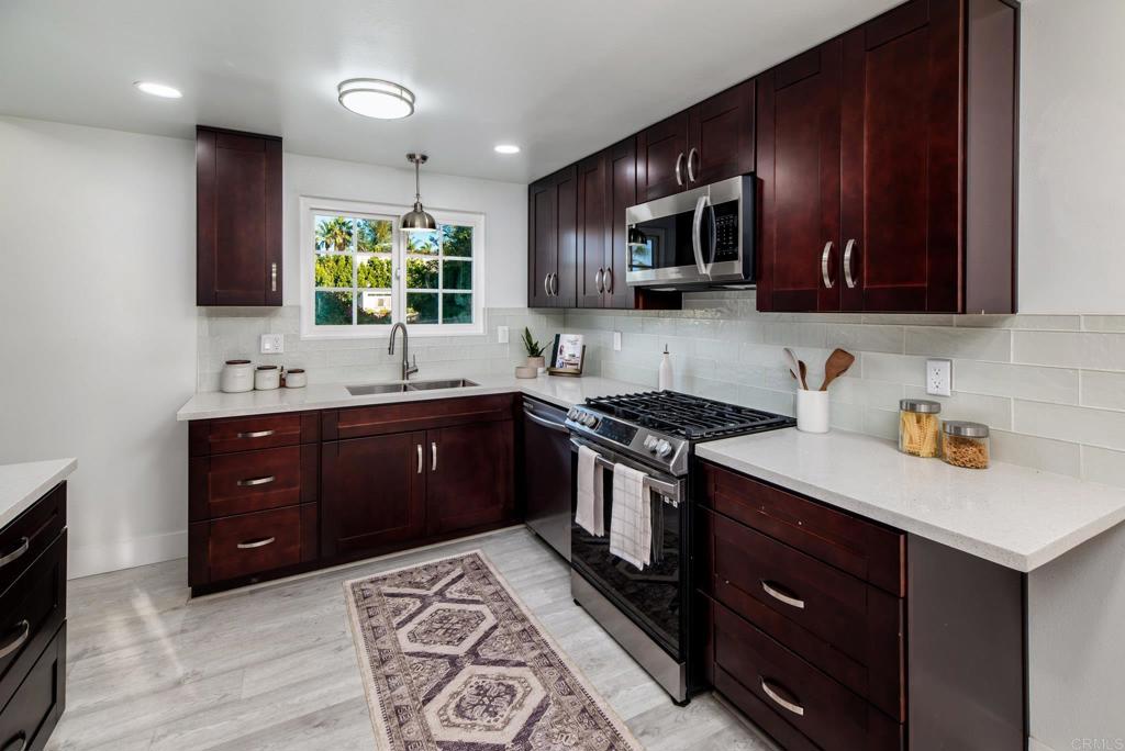 2175 Alta Vista Drive