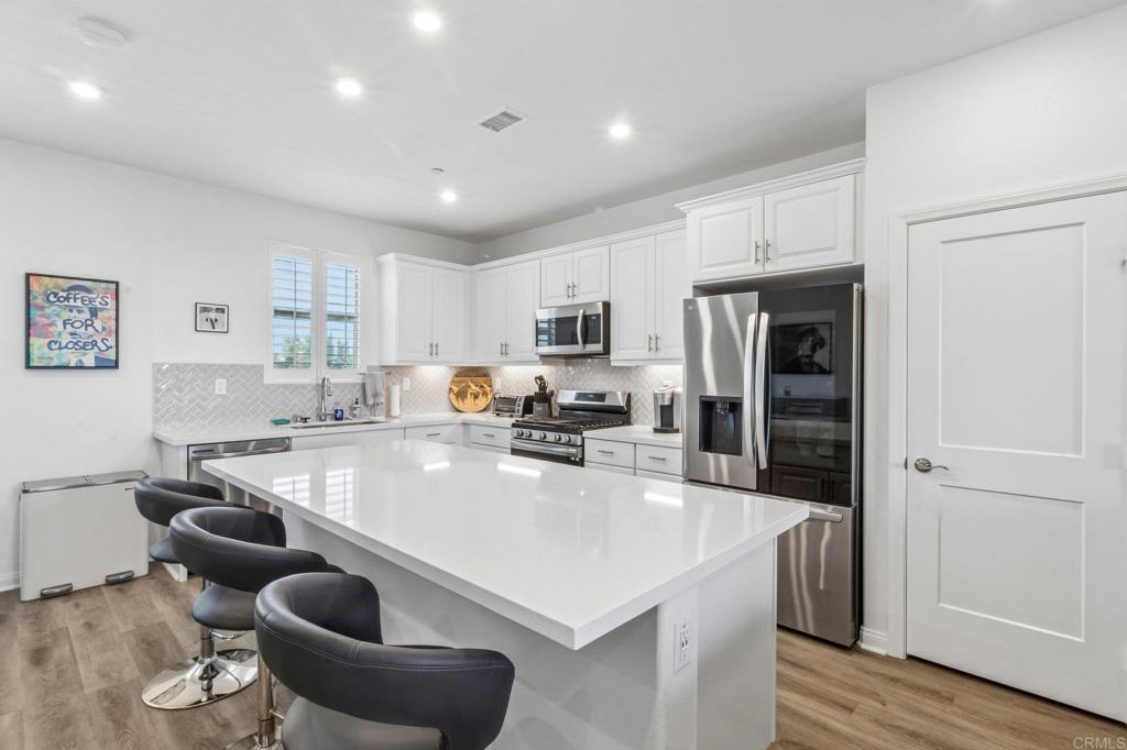 1533 Fig Tree Way