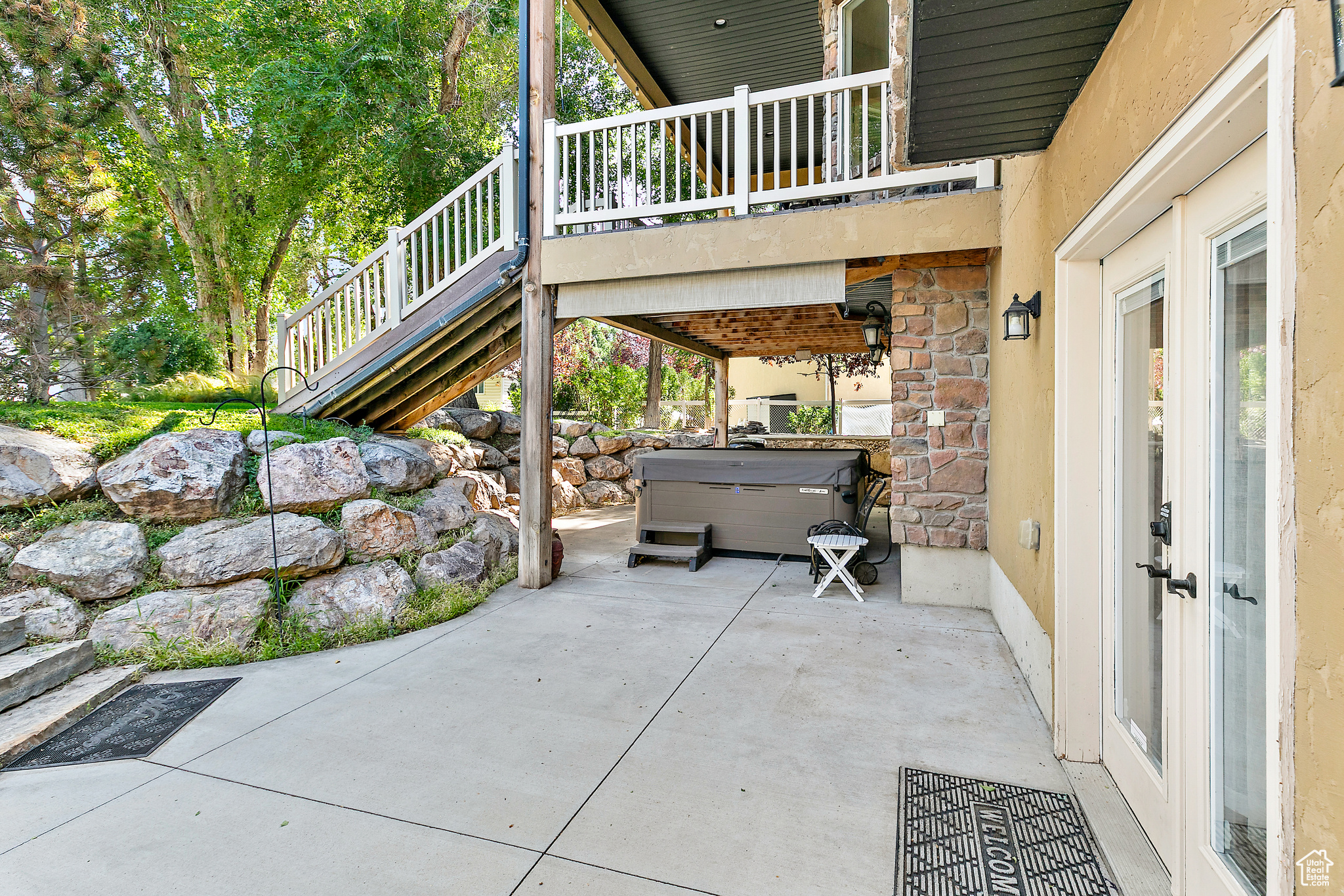 3558 W NEW PRIVATE DR