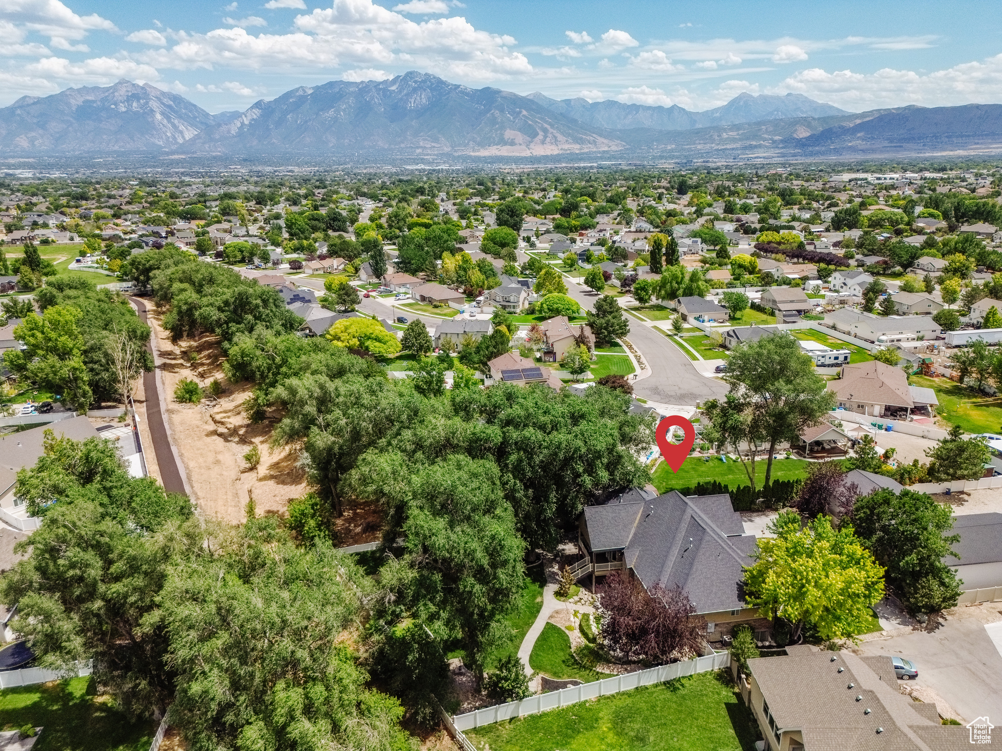 3558 W NEW PRIVATE DR