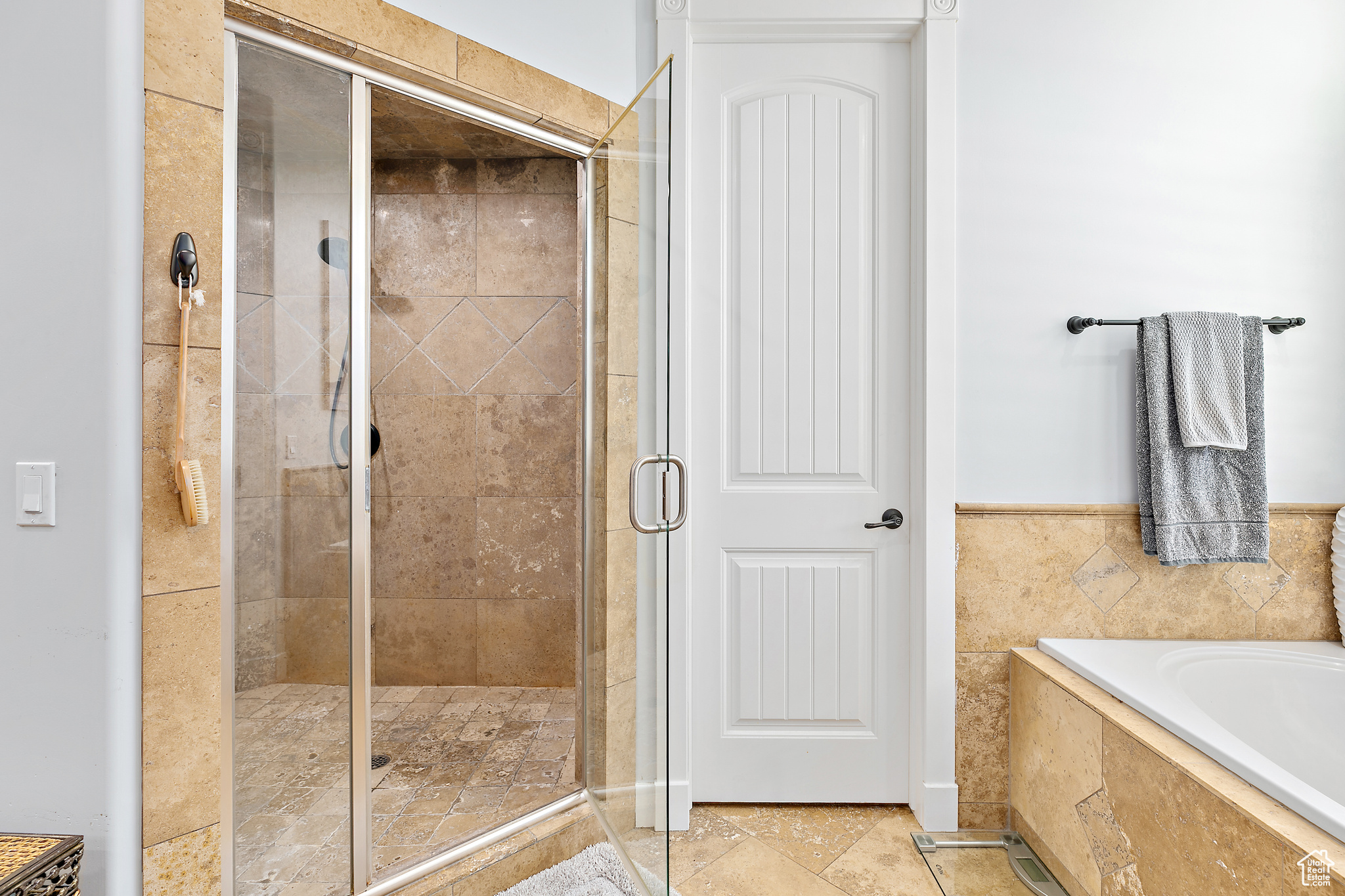 3558 W NEW PRIVATE DR