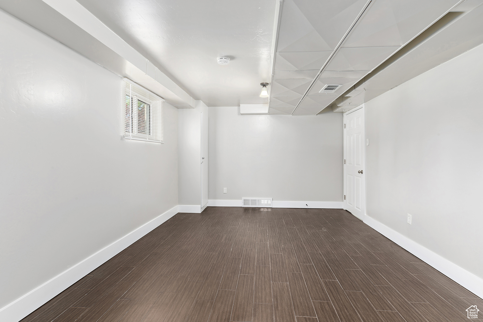 1251 E ROOSEVELT AVE
