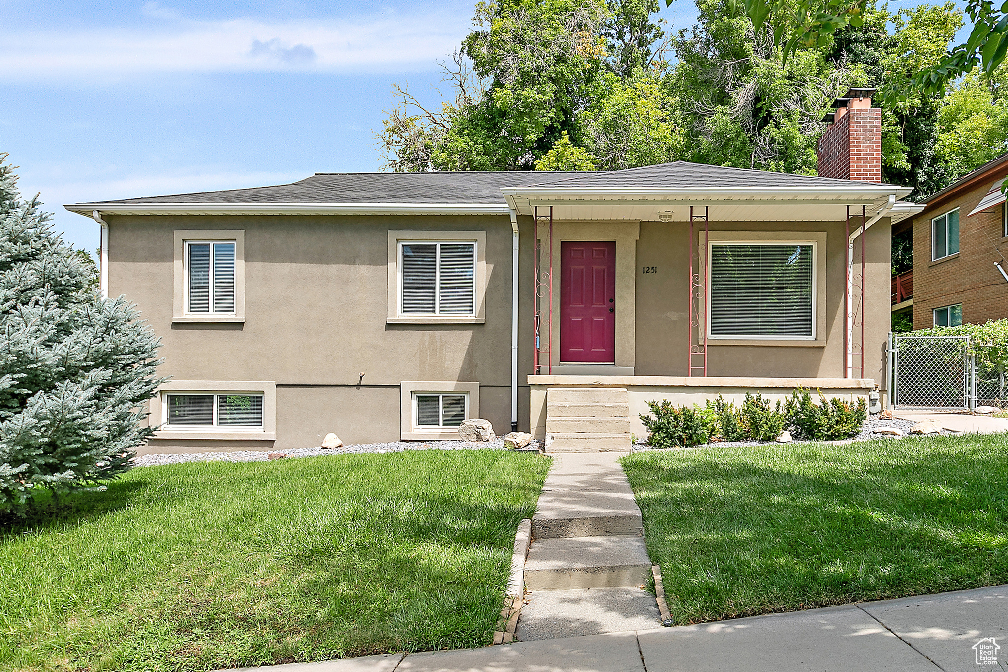 1251 E ROOSEVELT AVE