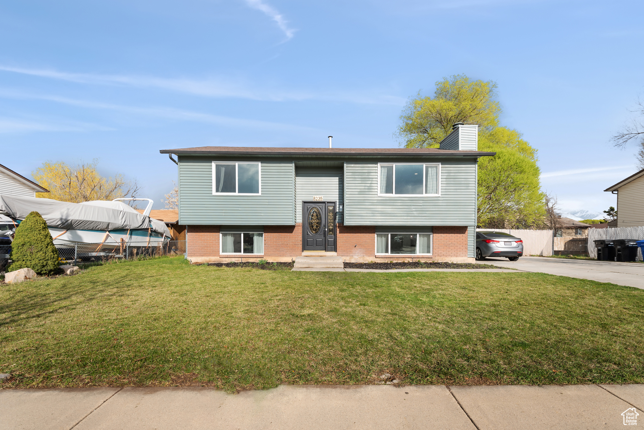 8235 S 1640 W