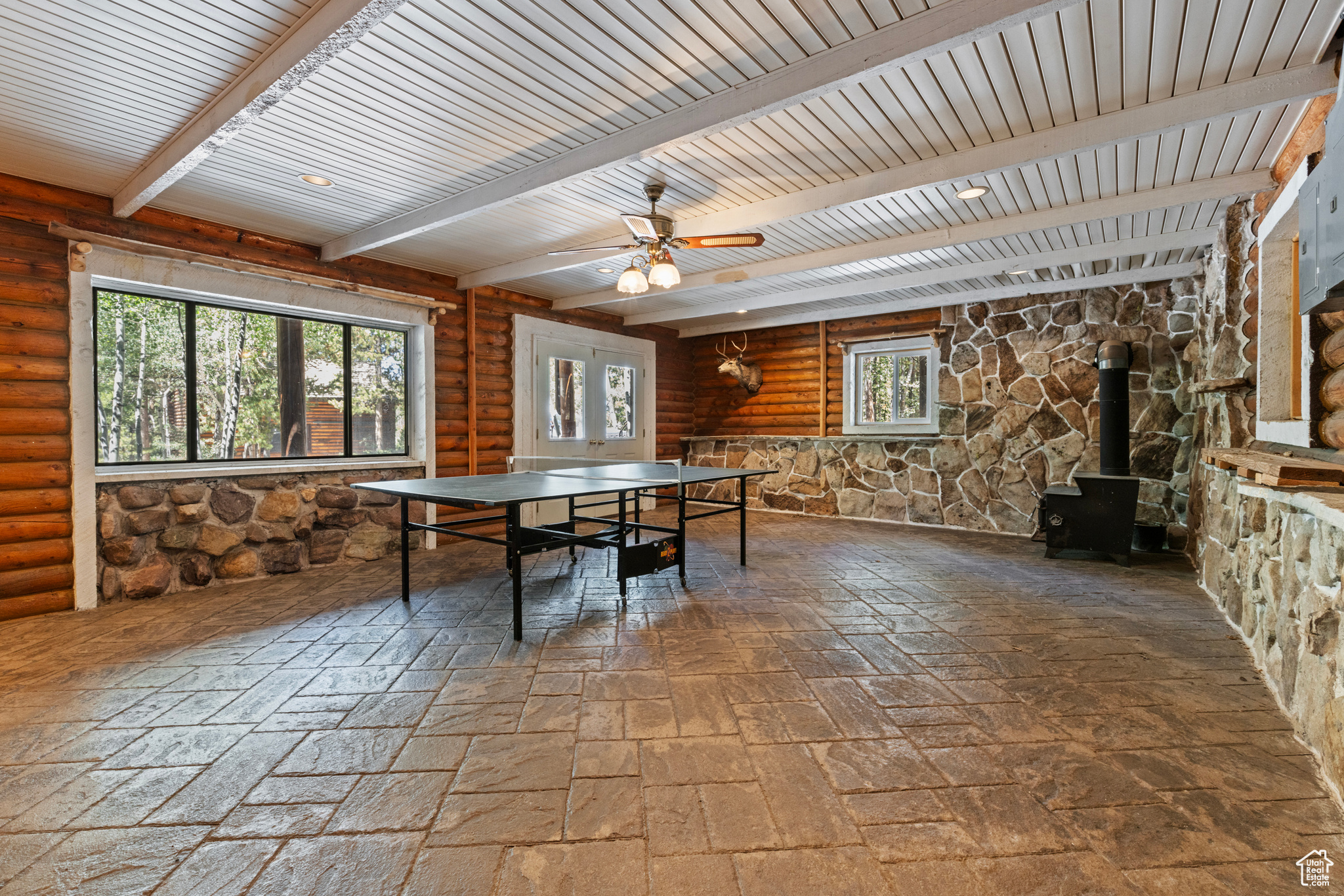 4725 PINE RIDGE RD
