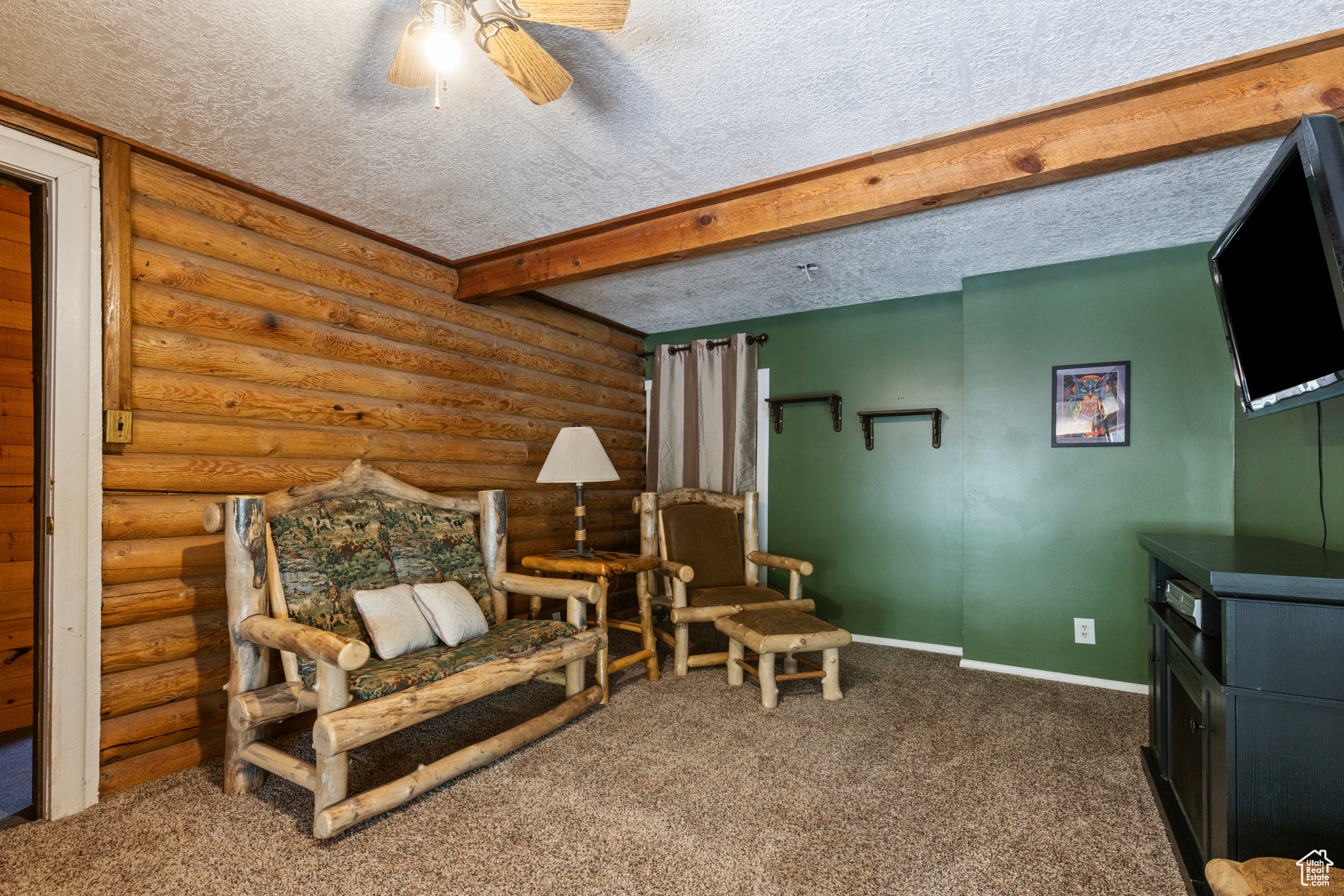 4725 PINE RIDGE RD