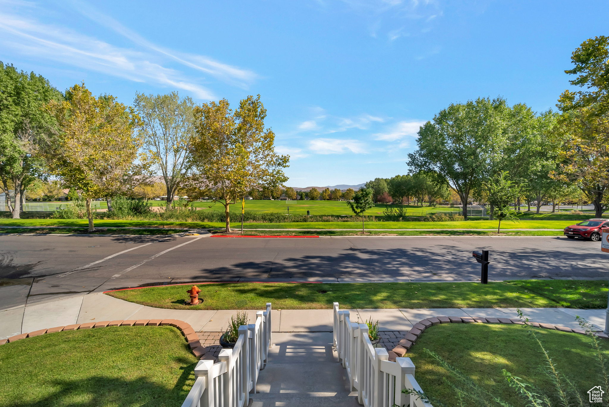 3214 E GOLDEN EAGLE RD