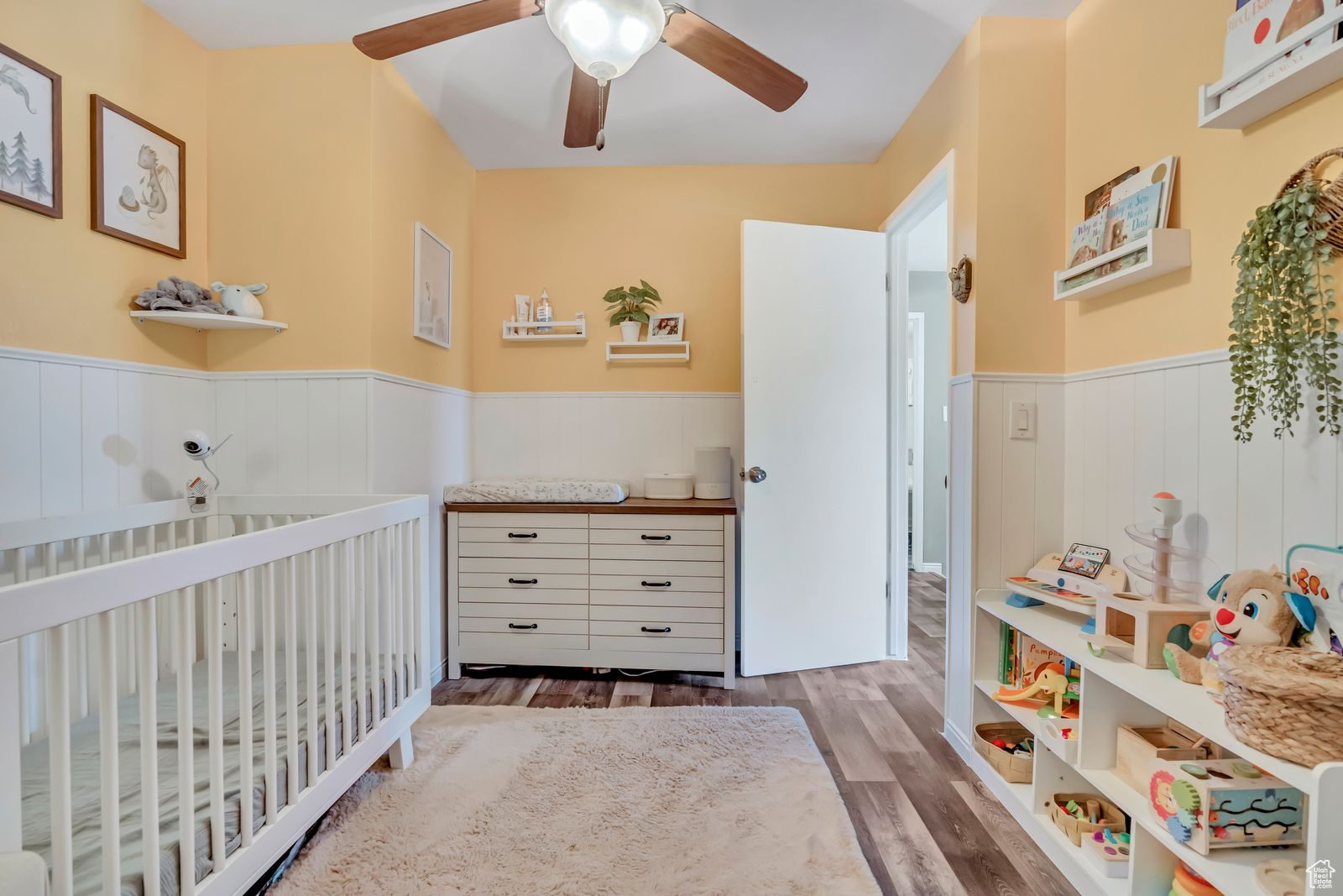 4111 S GREYHACKLE LN