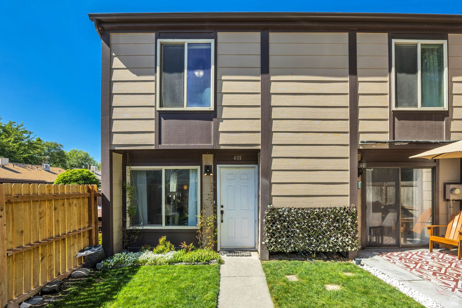 4111 S GREYHACKLE LN