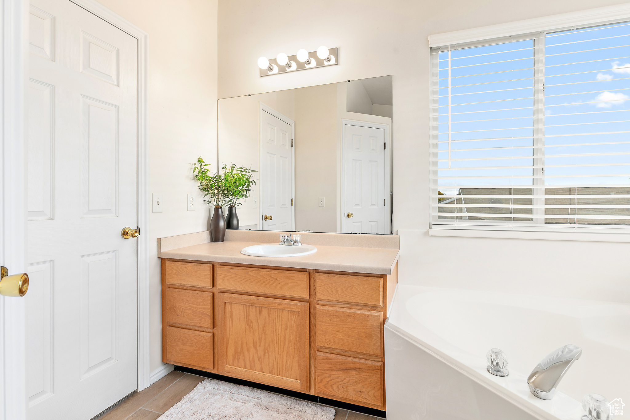 4624 W PINE CROSSING DR