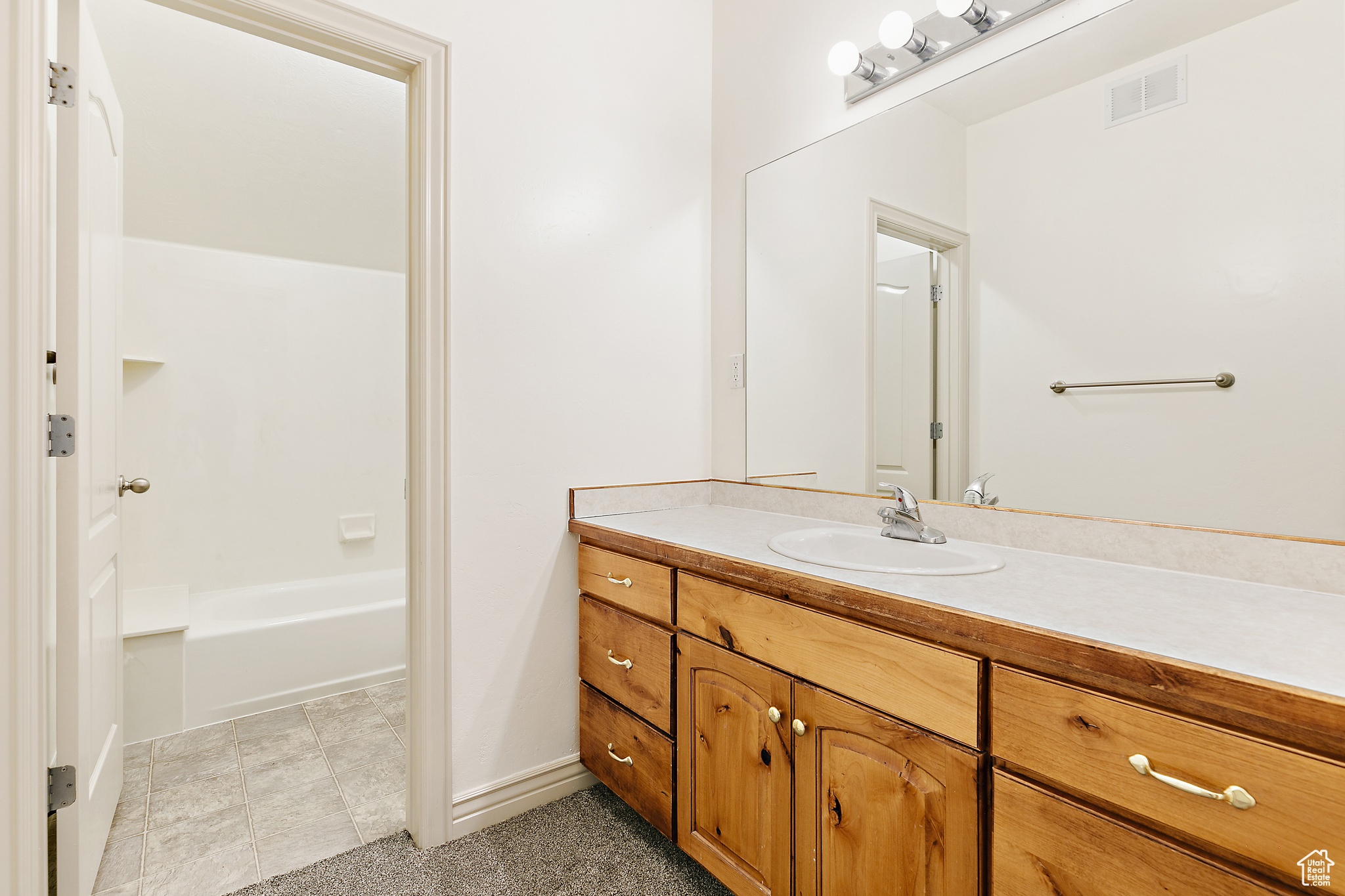 3093 E SOMERSET VILLAGE WAY