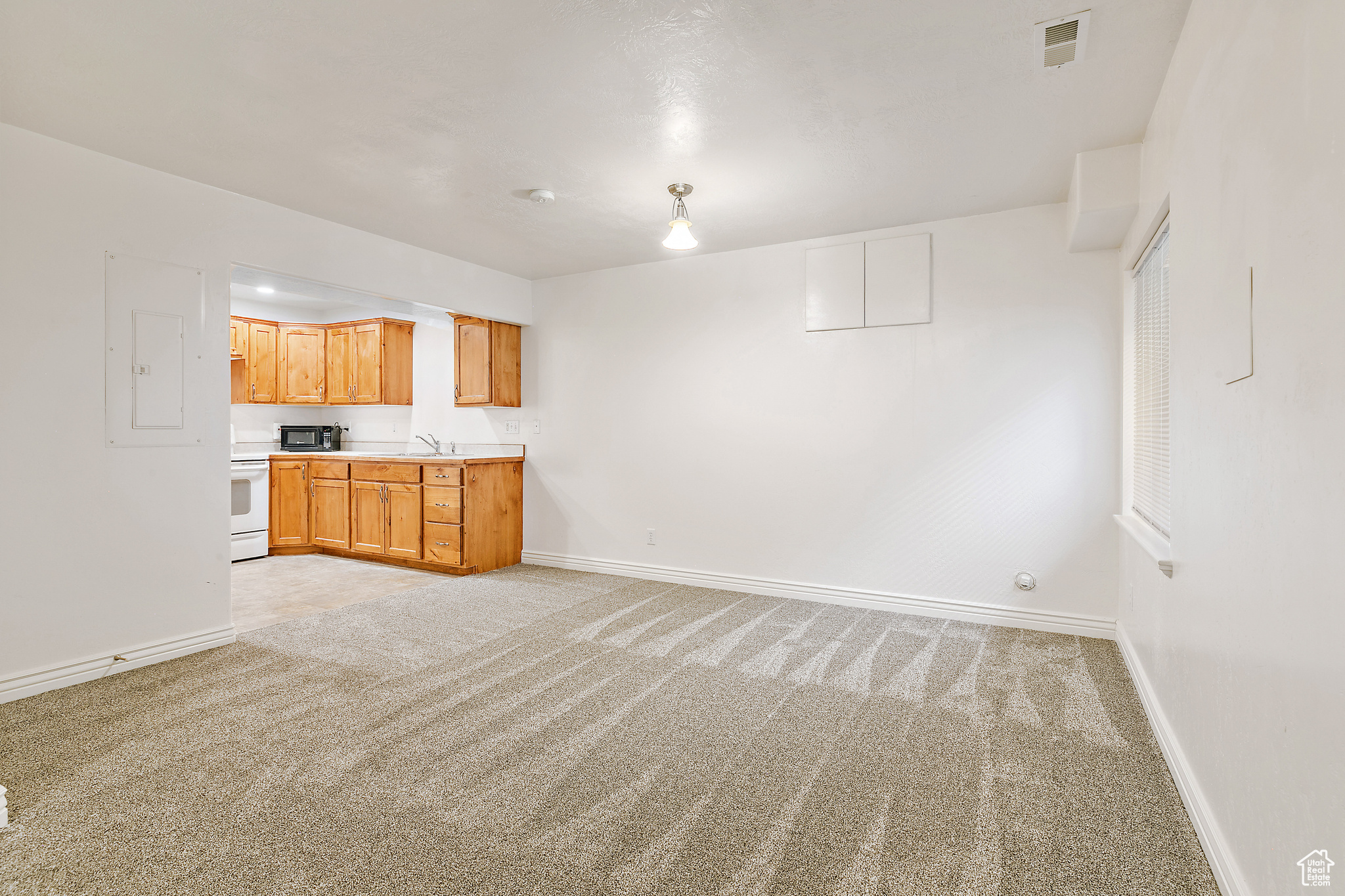 3093 E SOMERSET VILLAGE WAY