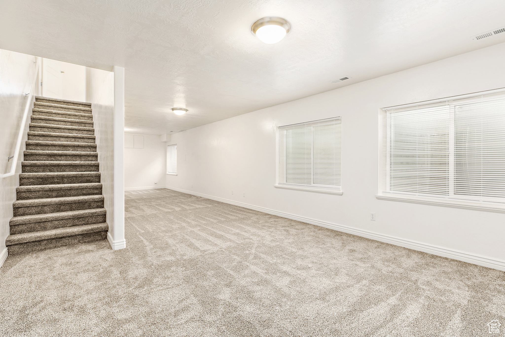 3093 E SOMERSET VILLAGE WAY