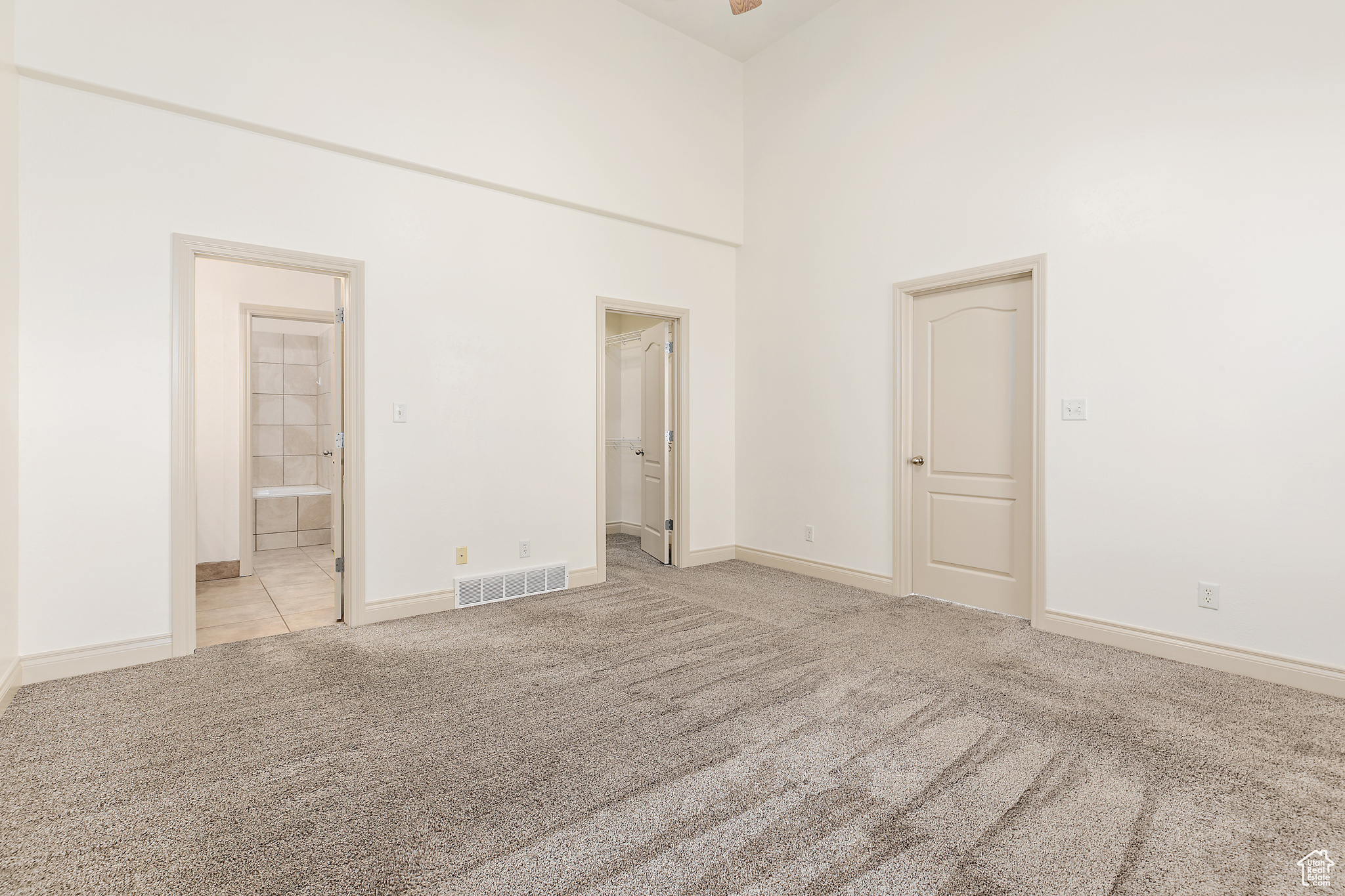 3093 E SOMERSET VILLAGE WAY