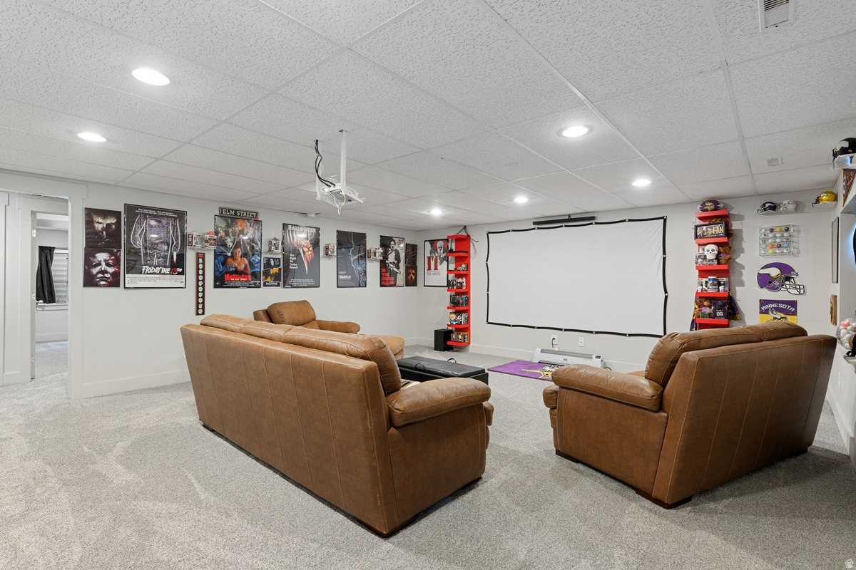 7559 N SILVER PARK DR