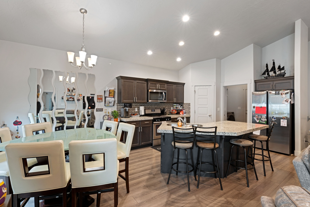 7559 N SILVER PARK DR