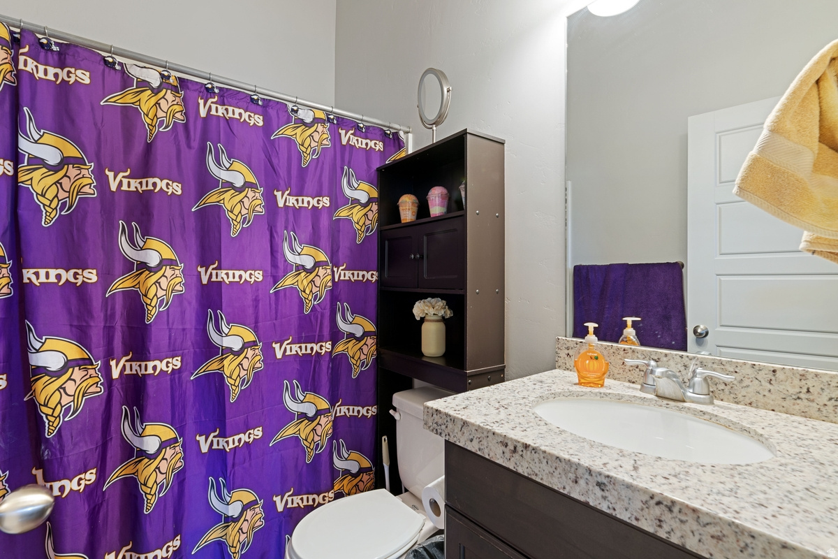 7559 N SILVER PARK DR